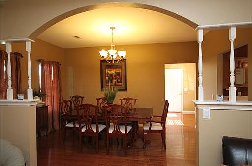 5th image of 3108 Peach Blossom Ln