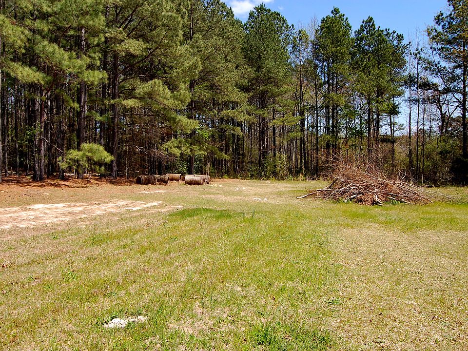 2nd image of 455 Rollins Rd