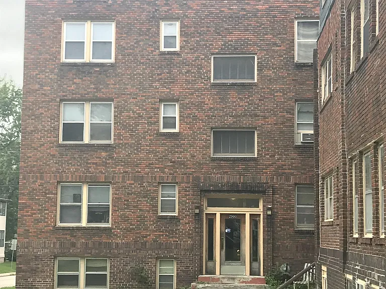 2900-2902 Cottage Dr — Photo 14