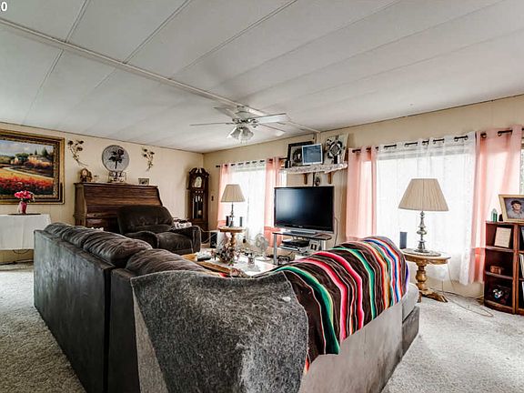 5th image of 89382 Fern Dr