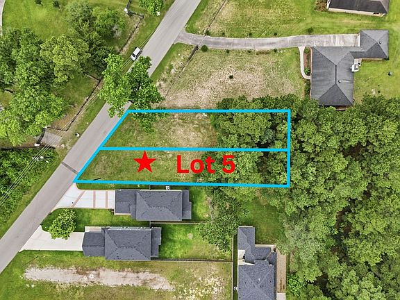 2nd image of 720 Old Magnolia Rd