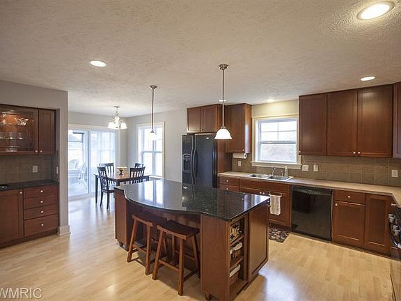 3rd image of 8309 Copper Heights Dr SE