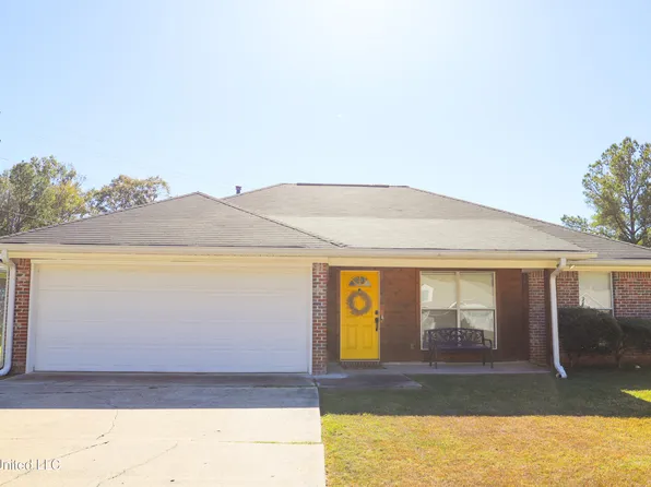 5013 Womack Dr, Byram, MS 39272