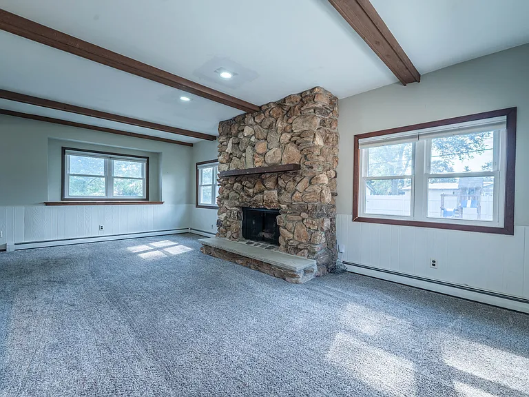 W174N9419 Joper Rd — Photo 14