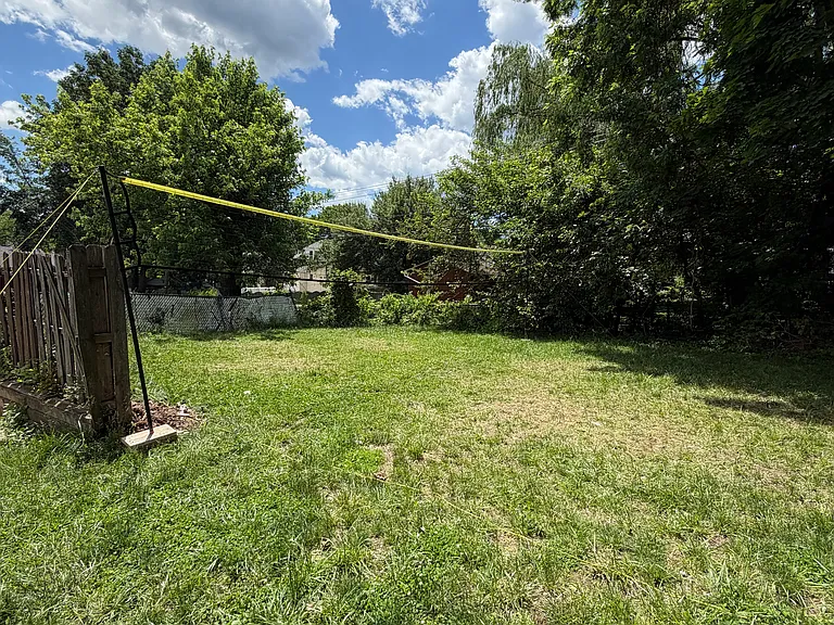 302 Shadeland Ave — Photo 21