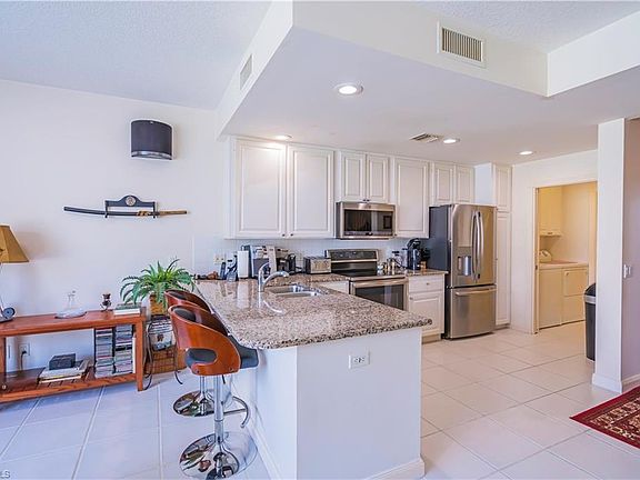 4th image of 3492 Islandwalk CIR