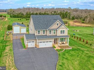 12778 Hazelwood Dr, Nokesville, VA 20181