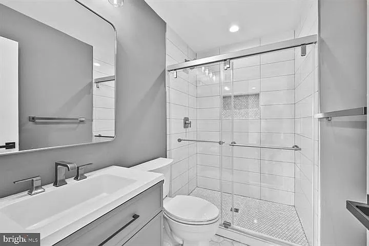 10222 Arizona Cir — Photo 25