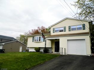 12 Glendale Rd, Flanders, NJ 07836