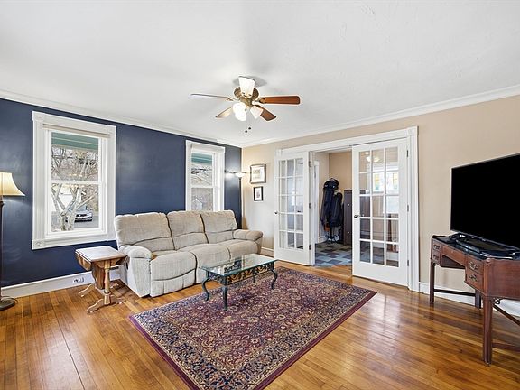3rd image of 12 Savery Ave
