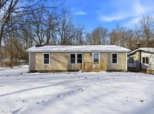 6809 Sumner Rd, Ravenna, OH 44266