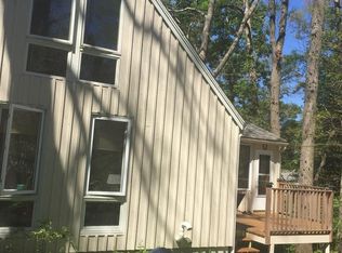 21 Coggeshall Rd, Gloucester, MA 01930