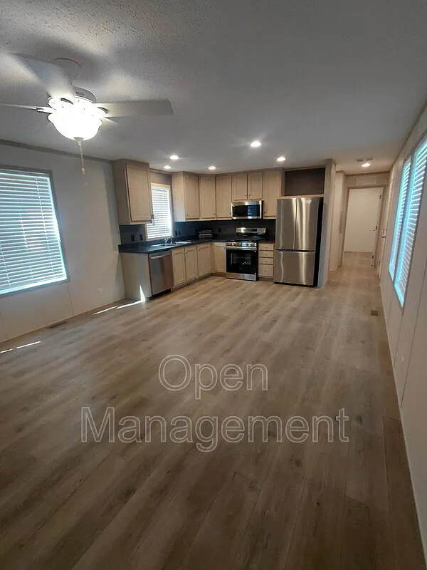 2 bed, 2.0 bath, 960 sqft, $1,125 — Photo 4