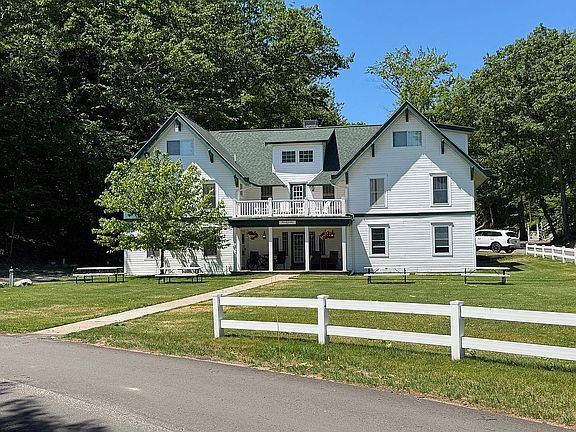 Beech Lodge Building