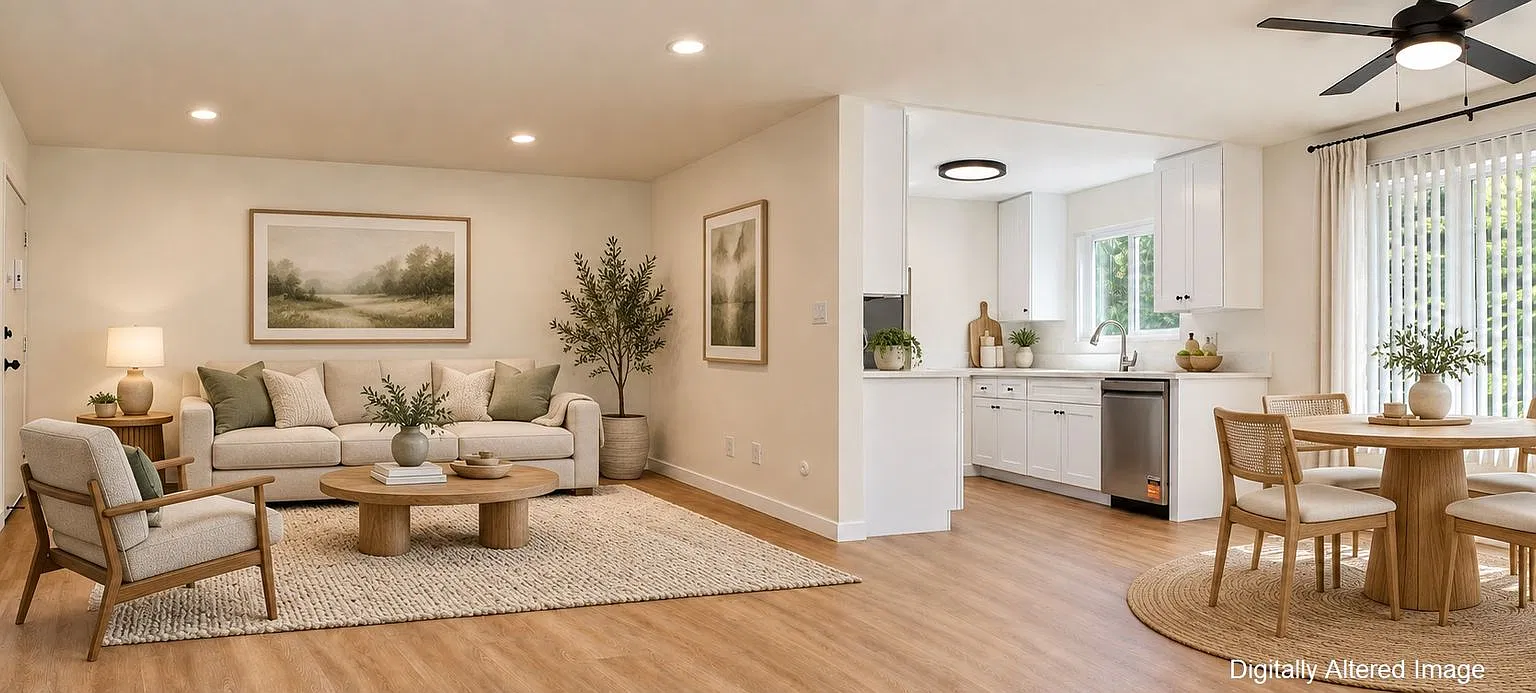12756 Moorpark — Photo 2