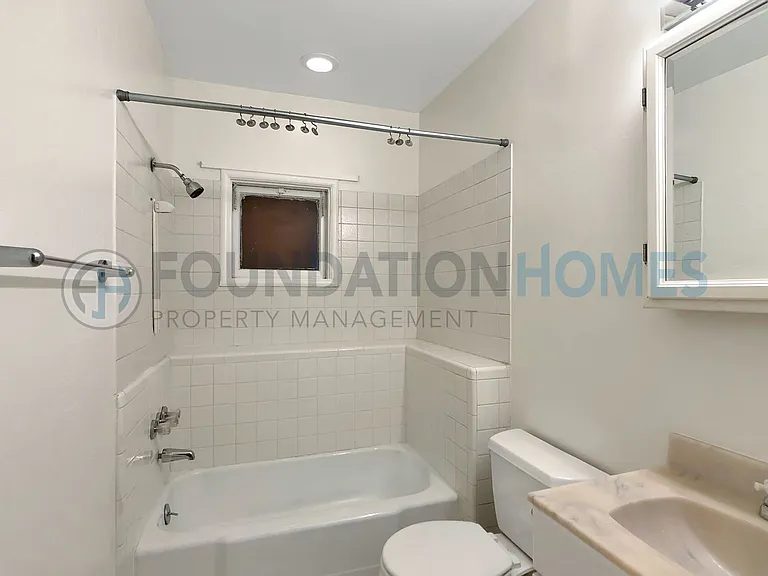 428 Napa St — Photo 7