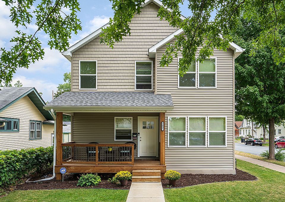 Amazing newer construction!