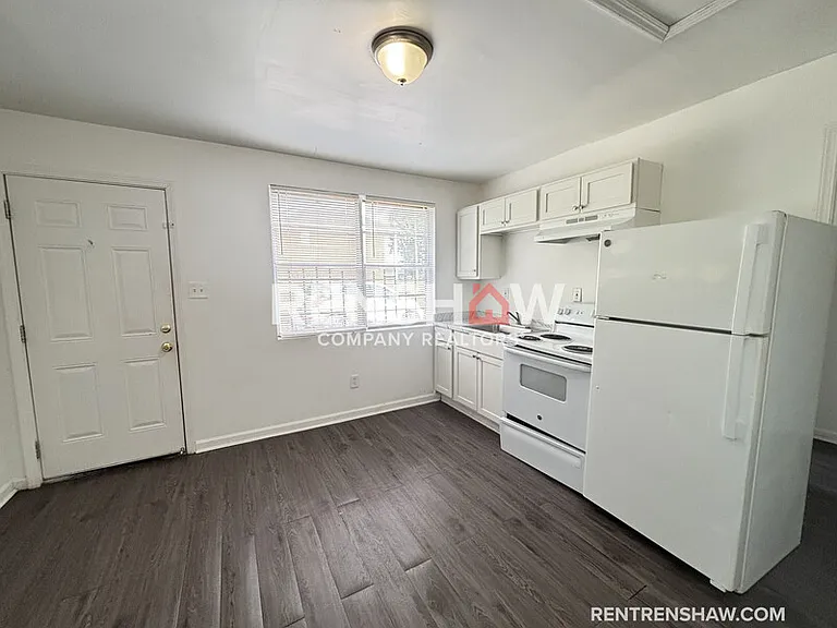 259 Maryland Ave #4 — Photo 2