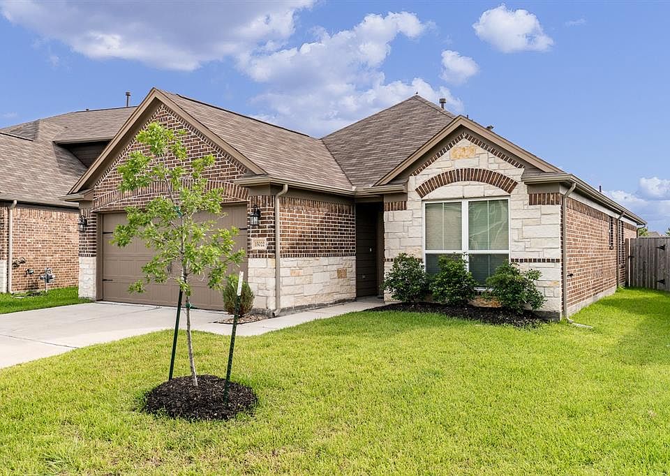 1st image of 15022 Hope Hills Ln