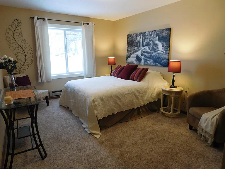 124 6th Ave #1 — Photo 3