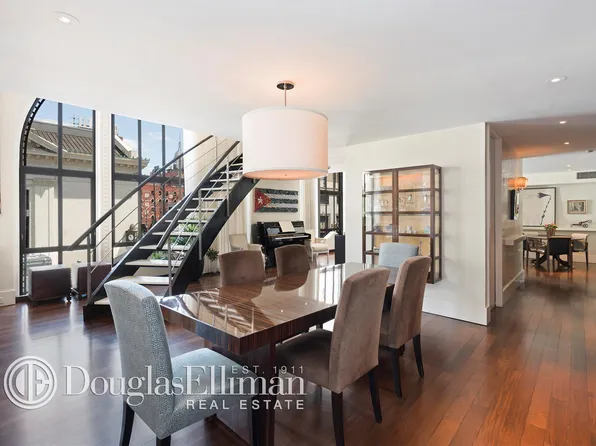 300 West 14th Street image 1 of 10