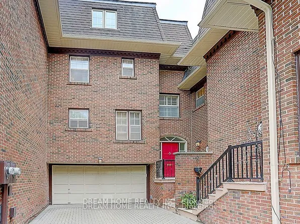 5 Scotch Elmway, Toronto, ON M4N 3N4