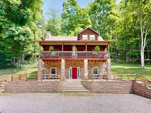 1134 Turkey Run Rd, Grafton, WV 26354