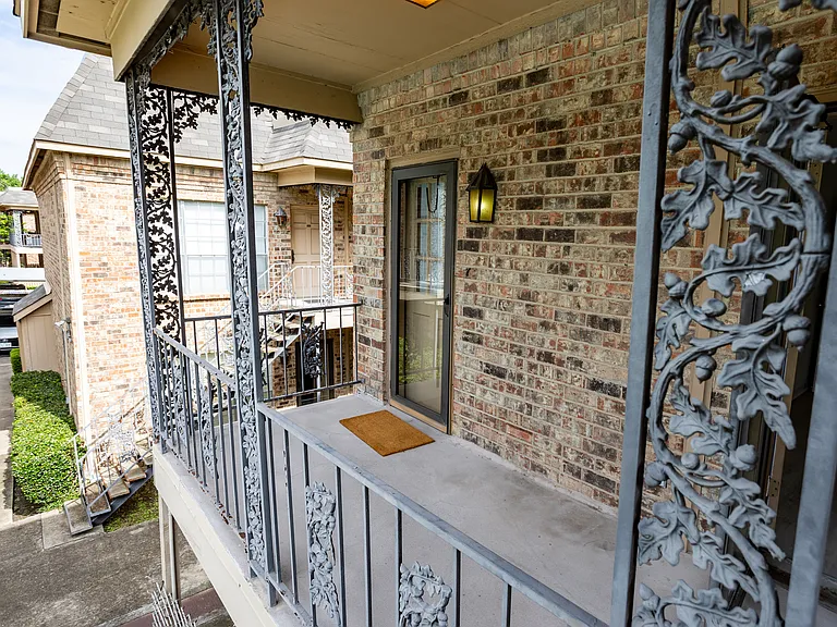 4403 Bellaire Dr S #222 — Photo 33