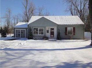 4381 White Acres Rd, Clarence, NY 14031
