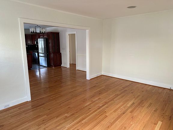 5th image of 1104 N Sierra Bonita Ave