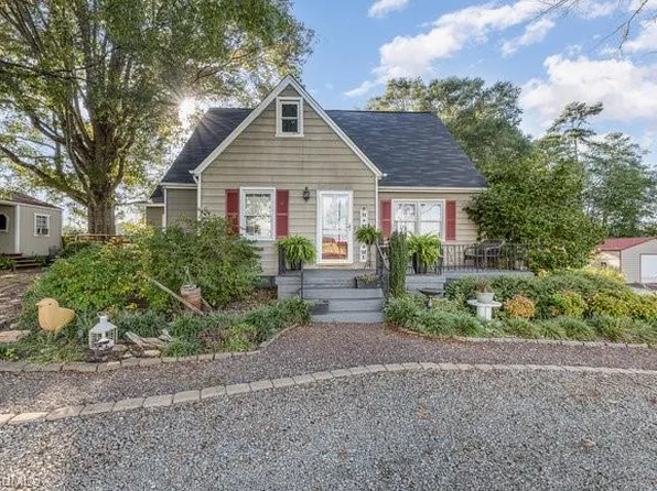 4237 Siloam Rd, East Bend, NC 27018