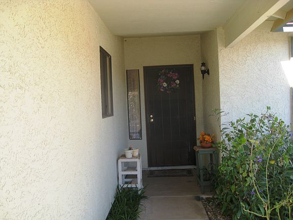 Front Entryway 
           
