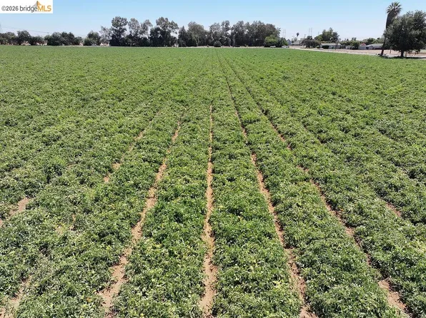 Bixler Rd, Byron, CA 94514