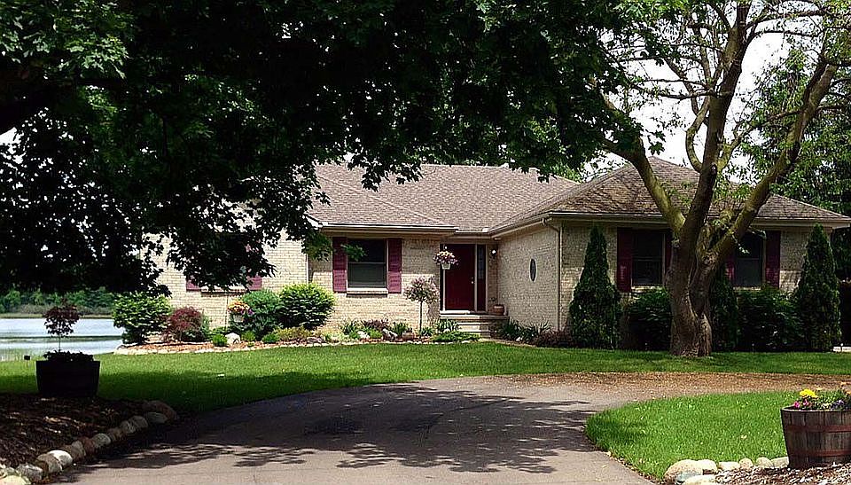 Home Front with Circle Drive