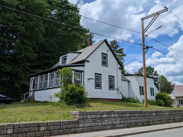 12 Water Street, Lancaster, NH 03584