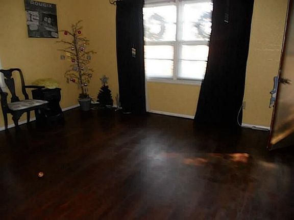 3rd image of 3008 W 4th Ave