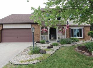 10614 Wadsworth Ct, Fort Wayne, IN 46845