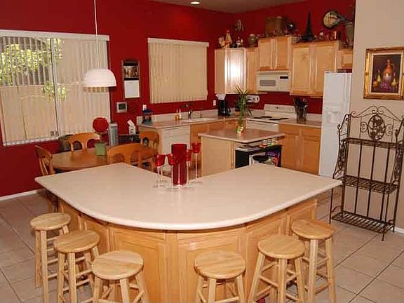 Large Breakfast Bar
