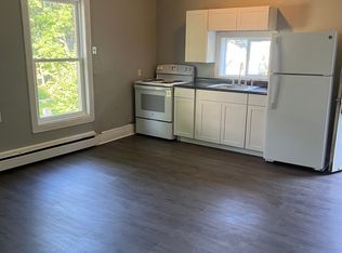 94 4th St #4, Bangor, ME 04401