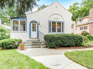 21 Rustic Ldg E, Minneapolis, MN 55419