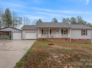 2015 Pineview Dr, Shelby, NC 28150