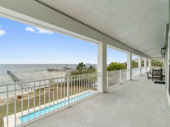 5th image of 4665 Soundside Dr