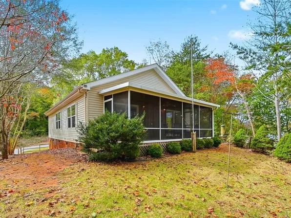 4247 Laurel Hill Rd, Claremont, NC 28610