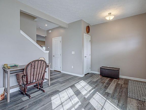 5th image of 9616 Averi Ct