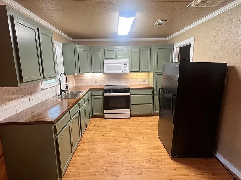 22712 Creekwood Dr — Photo 10
