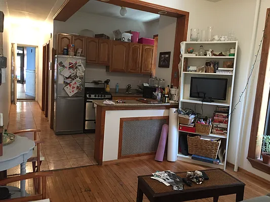 Rented by Grand & Co. | media 25