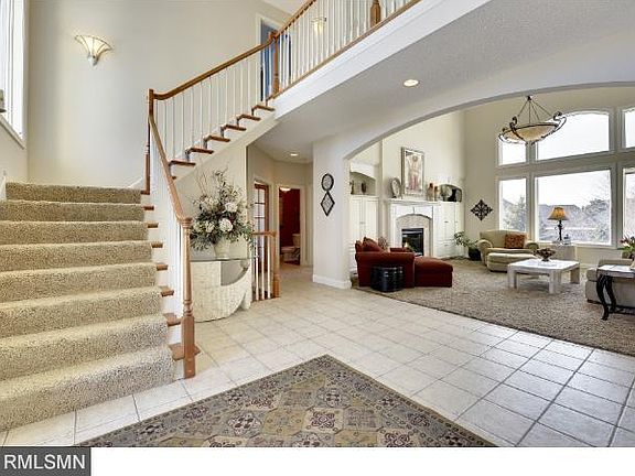 4th image of 8890 Springwood Dr