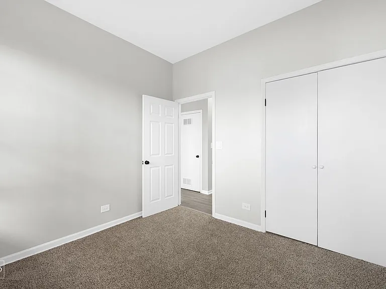 8954 S Commercial — Photo 10