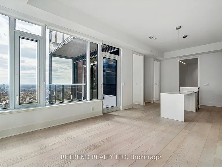 11 Yorkville Ave #5709 — Photo 16