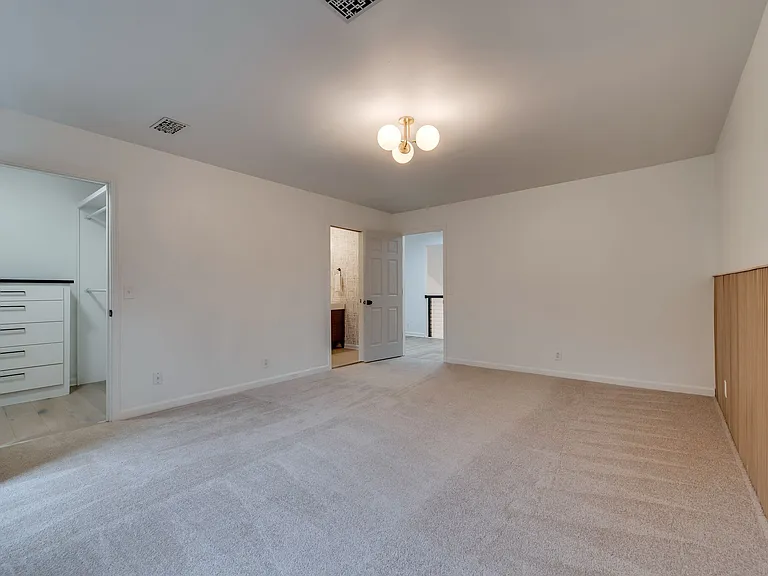 102 Villa View Ct — Photo 29